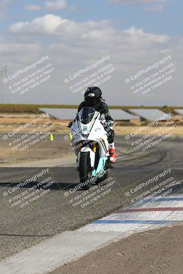 media/Nov-03-2024-TrackDaz (Sun) [[44580f4982]]/B Group/1220pm (Wheelie Bump)/